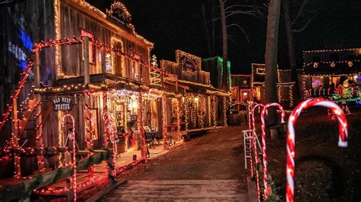 Have yourself a western Christmas at this old-timey Ohio village