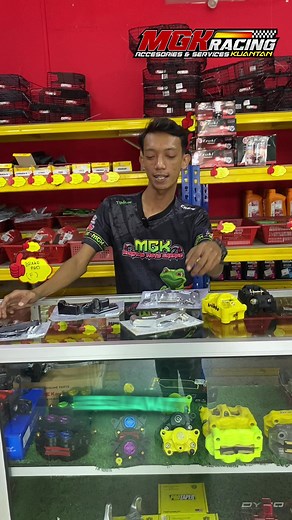 Bracket brembo restock geng🔥 berita baik untuk geng” yang mencari bracket brembo M3 atau GP4 yang ikat luar kita sudah restock geng, bracket kali ni datang ikat pada luar dan tiada masalah bergeser🤭 #fyp #fypシ゚viral #fypage #fypシ゚ #explore #explorepage #viral #trend #trending #bracket #bracketbrembo #brembo #brembom3 #brembogp4 #brackethypertech #hypertech #bracketluar #mgk #mgkracing #mgkracingkuantan #kuantan