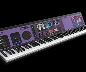 The Polaro Piano Trainer Is a High Tech Way to Learn to Play Keyboards