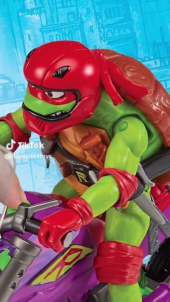 A first look at the Purple Dragon Cycle from the upcoming Tales of the Teenage Mutant Ninja Turtles series. Available now at @target 🐢 #TeenageMutantNinjaTurtles #TMNT #Raphael #PurpleDragons #Motorcycle #actionfigures #fyp #foryoupage @ninjaswhoareturtles