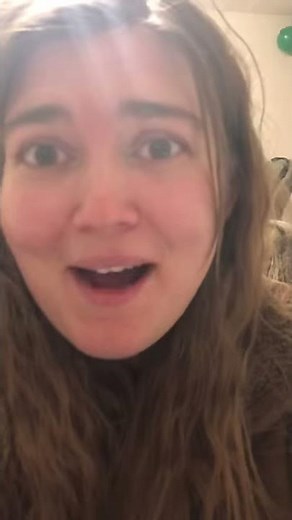 Jess mouths “I love you” to Rory on Gilmore Girls