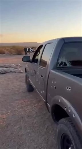 cartel smugglers cash and drugs recovered after border standoff | standoff cod