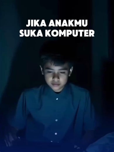 Jika Anakmu Suka Komputer Jangan buru-buru melarang. Jangan juga dibiarkan tanpa arah. Bisa jadi itu bukan sekadar hobi, tapi tanda awal bakat yang besar. Yang menentukan masa depannya bukan “suka atau tidak”, melainkan diarahkan atau diabaikan. Dengan bimbingan yang tepat, kesukaan pada komputer bisa tumbuh menjadi: keahlian yang bernilai skill yang dibutuhkan dunia kerja masa depan yang jelas 📲 Konsultasi arah pendidikan & bakat digital anak: 👉 WhatsApp: 62 851-1779-1337 🌐 Info program pend