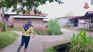 342K views · 10K reactions | RUMAH MERLIN DI JUAL PART 2 BELI SPRINGBED dari Mak beti di sini ya https://linktr.ee/makbeds BELI PERUMAHAN MAK BETI di sini bit.ly/MauRumahTanyaMakBetiLah UPLOAD SETIAP HARI YA NAKKU #makbetiterbaru #videomakbeti #update #updateBetizenmakbeti #makbeti #ceritamakbeti | Arif Muhammaddd | Facebook