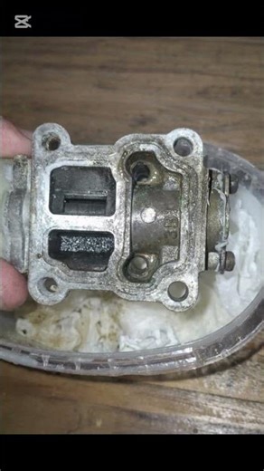 Fixing rough idle on my Honda Civic ek by cleaning the Idle Air Control Valve (IACV).
