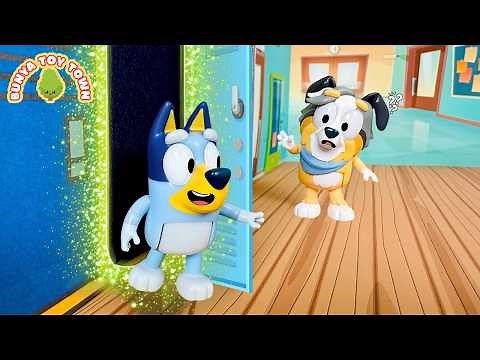 Bluey Built A Secret Room At School | Pretend Play with Bluey Toys