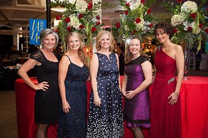 Library Foundation Gala Raises More than $100,000