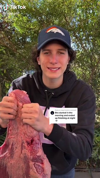 How to Make Brisket Burgers for SuperBowl | Robegrill Recipe