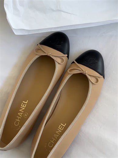 the perfect yellow app finds 💛 all available 🔗🔗 in bio #yellowapp #unboxing #unboxinghaul #dh8