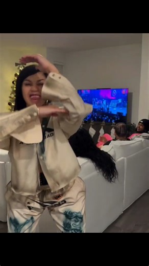 CARDI B FANS on Instagram: "Cardi B 😂😂"