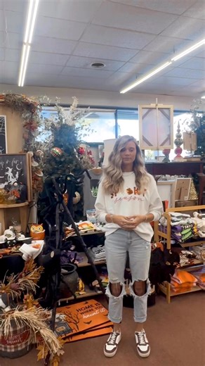 Being the #1 Merle Girl this Halloween 😜 | Merle Norman & Just For You. Alamo, TN