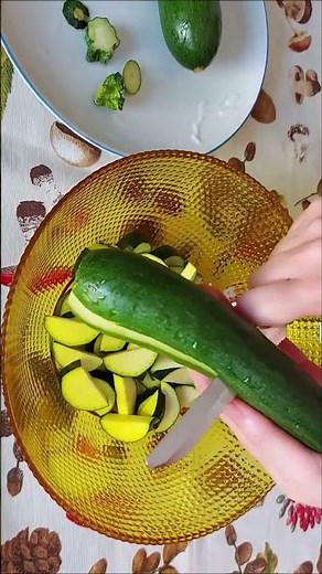 Un piatto perfetto 🥒zucchine🥒trifolate in padella croccanti e sfiziose🥒Facile🥒