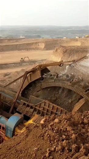 Kolar Gold Fields Reopens: India’s Golden Legacy Returns! 🚨 Big news! The legendary Kolar Gold Fields (KGF) in Karnataka, once among the world’s largest gold mines, is reopening after being closed since 2001! Thanks to cutting-edge AI mapping and advanced technology, India is reviving this historic mine to tap into its 23 tonnes of gold reserves, aiming for 750 kg annually. 🌟 From the real-life inspiration behind the KGF movie to a new era of gold mining, this is India’s golden comeback! Share