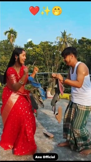 Tomari poroshe 🤭 #viralvideo #funnyshorts #instagramreels #ytshorts #viralreels #bengali