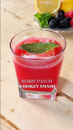 Fresh Berry Whiskey Smash 🖤♥️ The Perfect Summer Cocktail