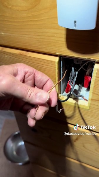 Easy Light Switch Swap: Dad's Guide