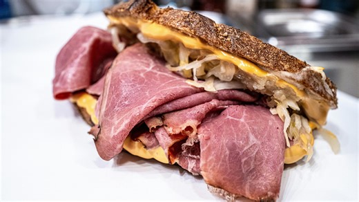 10 healthiest deli meats to keep in your fridge & 10 unhealthy ones to avoid