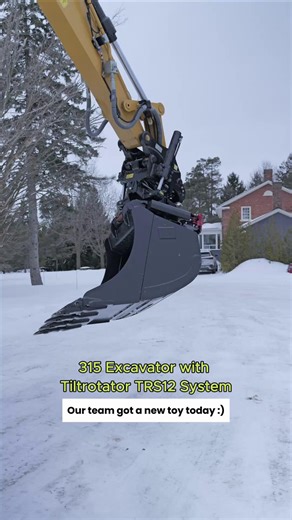 Our new toy lets us rotate, tilt, and shape without constantly moving the machine. That means cleaner work, faster production, and a more efficient jobsite. 🔥 Technology is changing the way sites run. 👉 For the operators in here, do you love it or hate it? #cat315 #excavator #cattechnologies