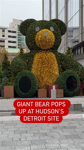 🧸A giant holiday bear has appeared at the Hudson’s Detroit site downtown. While the developers haven’t said what it represents, people believe it’s a tribute to the beloved Hudson’s Santa Bears — a holiday tradition that began in 1985 when the department store released a new collectible bear each Christmas season. The site remains under construction, with some parts expected to open in 2026 and others in 2027. More news: themetrodetroitnews.com | Metro Detroit News