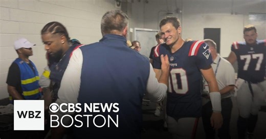 Mike Vrabel gets game ball after first win as Patriots head coach