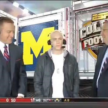 🎤 Eminem’s Awkward Halftime Interview 😂 | Notre Dame vs Michigan 2013