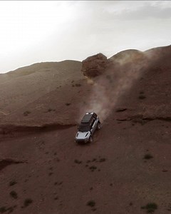 Built for the 21st century adventurer, the new Land Rover #DEFENDER is unstoppable, incomparable and in a category of its own. | Range Rover