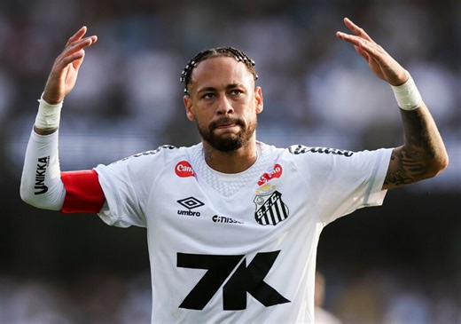 Neymar anunció que seguirá en Santos por todo 2026