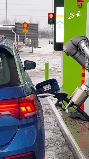 7.4M views · 10K reactions | The future for all gas stations  @autofuel.eu #robot #ai #supercars | Supercar Blondie | Facebook