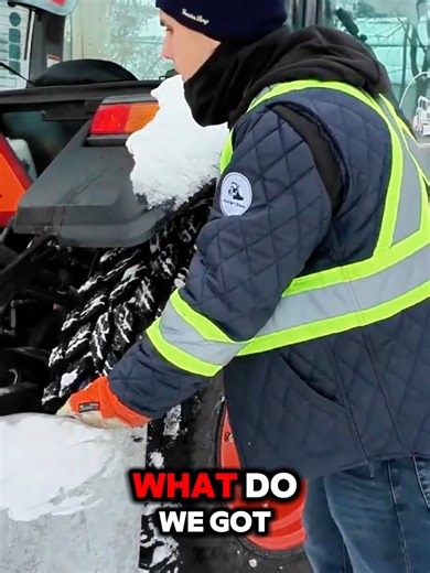 Snow Blower Clogging Issues: Causes and Solutions