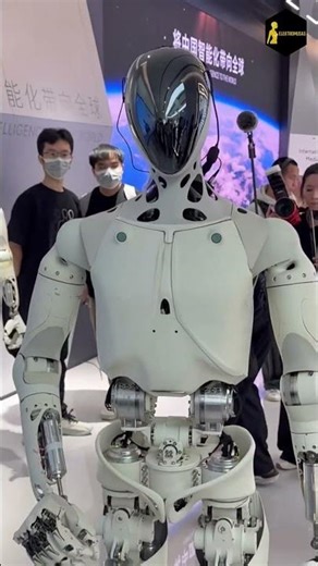 From Machine to Muse in Seconds #robot #futuristicworld