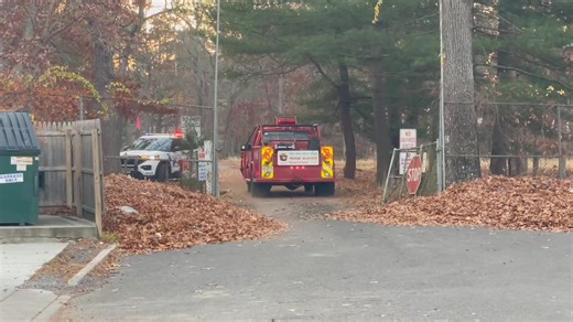 26 reactions | WILDFIRE UPDATE: Country Club Wildfire - Lakewood, Ocean County @NJDEPForestFire continues to make progress containing a wildfire burning in the area of Pine Park and the Lakewood Country Club. SIZE & CONTAINMENT  35 acres  50% contained News 12 New Jersey | Tony Caputo | Facebook