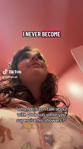 Sarah Button (@tallfatcat)’s video of shower