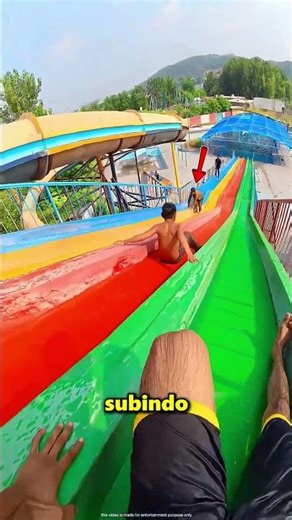 The pool at this water slide was empty 😱