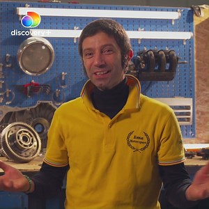 Se il vostro pomeriggio fatica a ingranare, date di gas con Emamotorsport! 🚘🔧 Gli episodi di #InOfficinaConEma vi aspettano in esclusiva su discovery 👉 https://bit.ly/3avgDha | discovery