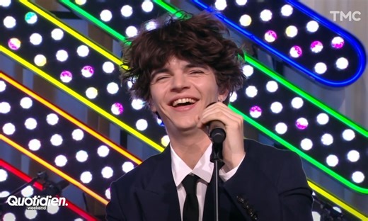 Invité : Sam Sauvage, la nouvelle voix grave de la chanson française