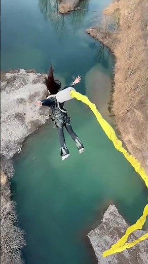 The Best Funny Bungee Jump Challenge! 🤣🤣#funny #vfx #bungeejump