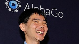 AlphaGo vs Lee Se-dol: Human Finally Beats Computer in Fourth Try