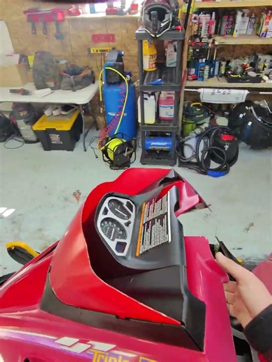 How to properly remove your hood #motorsport #snow #racing ##fun #mechanic