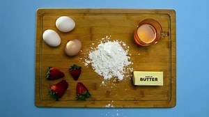 Final Space - Mooncake Cake