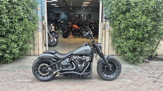 Skl Moto on Instagram: "2019 HARLEY FAT BOY CUSTOM GRAY 114 ENGINE, Bike in great condition with 28k miles. Custom paint Black out Engine Vance &Hines pipes Air Filter 12" Apes steering New tires Custom low Rear Fender and short front Fender Custom floor boards And more.. Price: 79000 Aed Www.sklmotodubai.com #harleyfatboy #harleyfatboycustom #Harleyblackedition #harleycustom #emiratesriders harleygcc newride harleymiddleeast newrider sklmotodubai"