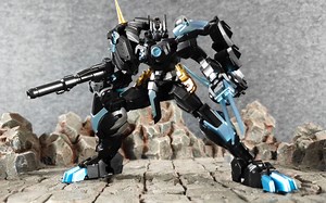 PANGU TOYS 盘古模型 15cm 变形金刚 黑狮擎天柱