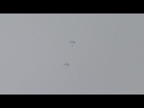 North Korea parachute drills: Exercises filmed on China border