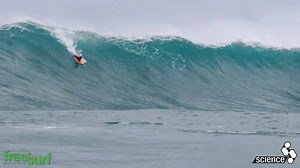 Tow surfing. Paddling into monumental conditions. Inflatable vests. Innovative water safety tactics. Jaws is a big wave locale that has epitomized progression on all levels, and it was only a matter of time before the bodyboarders tested their talents in the big wave arena. Science Bodyboards Hawaii presents Alan Lamphere raising the bar for other bodyboarders at the Maui break during a recent winter season swell in this week's #bodyboard segment. | Freesurf Magazine