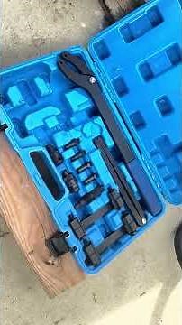 Audi A6 View of Timing Chain and Tool placement