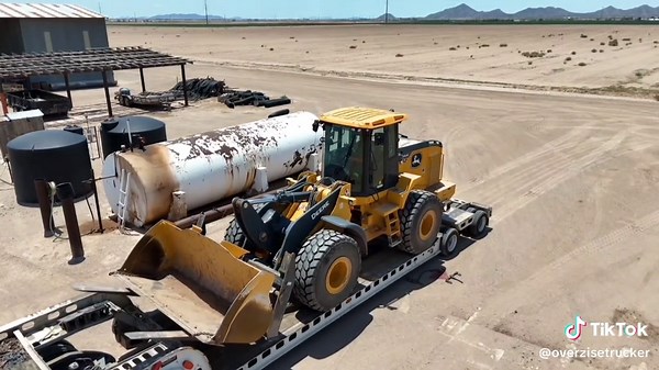 #murraytrailer #peterbuilt #sunbeltrentals #sunbeltrentals #sunbelt #arizona #oversize #oversizeload #heavyequipment #johndeer #644k #wheeloader#rdoequipment @Jonh Deere @Murray Trailer @RDO Equipment Co.