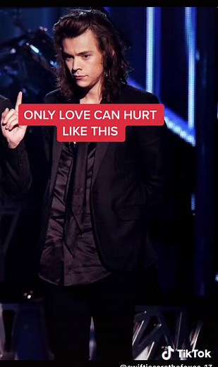 The way Harry couldn’t handle seeing Taylor and Calvin together 😭😭😭 #taylorswift #calvinharris #harrystyles #haylor #bbma2015