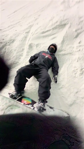 Snowboarding Fails: Hilarious Moments on the Slopes