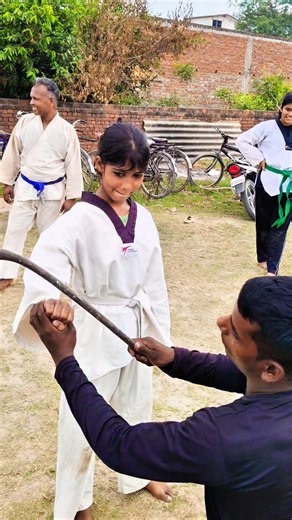 |Taekwondo Girl Punch Practice 🥊🥋|#Girl_Power #Punch_Practice #Martial_Arts
