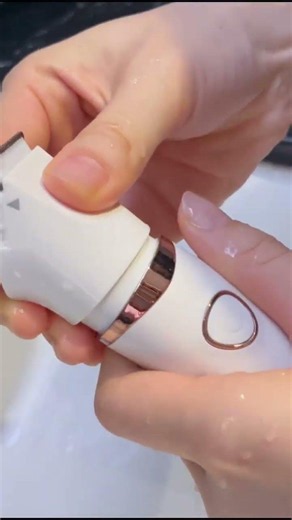 Want to keep your 3-in-1 hair trimmer performing like brand new? This is how you do it! ✨