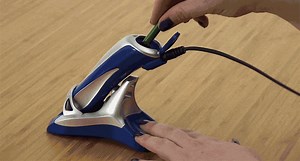 クレヨンをインクのように溶かして絵を描く｢Crayola クレヨン・メルター｣